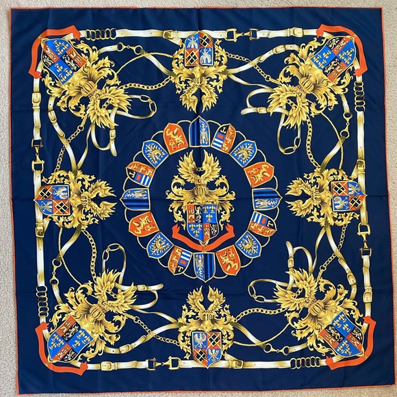 Italian hand rolled scarf - Picture 2 of 3